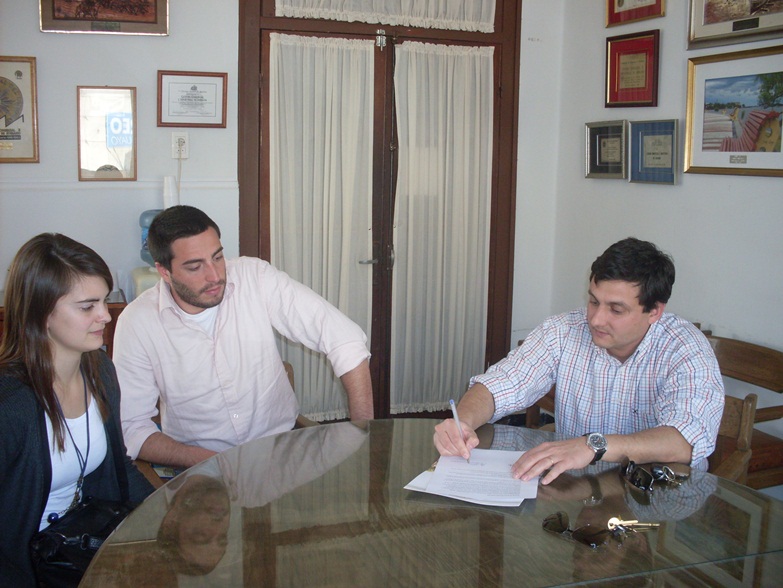 firma de convenio radio agraciada convenio